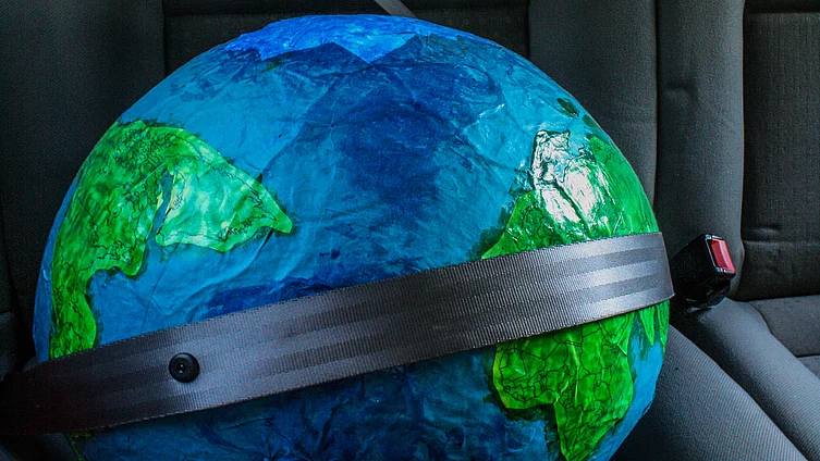 Globe with a safety belt