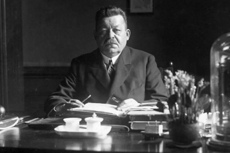 Friedrich Ebert in his office on 15 February 1925.