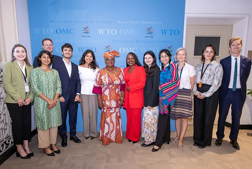 WTO DG Dr. Ngozi Okonjo-Iweala with Young Trade Leaders as well as FES and WTO organisers