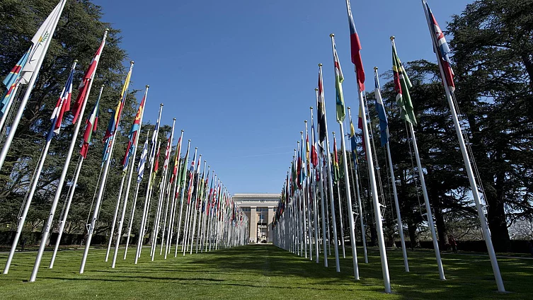 Flags on the Avenue of the United Nations in Geneva. 9 April 2015
